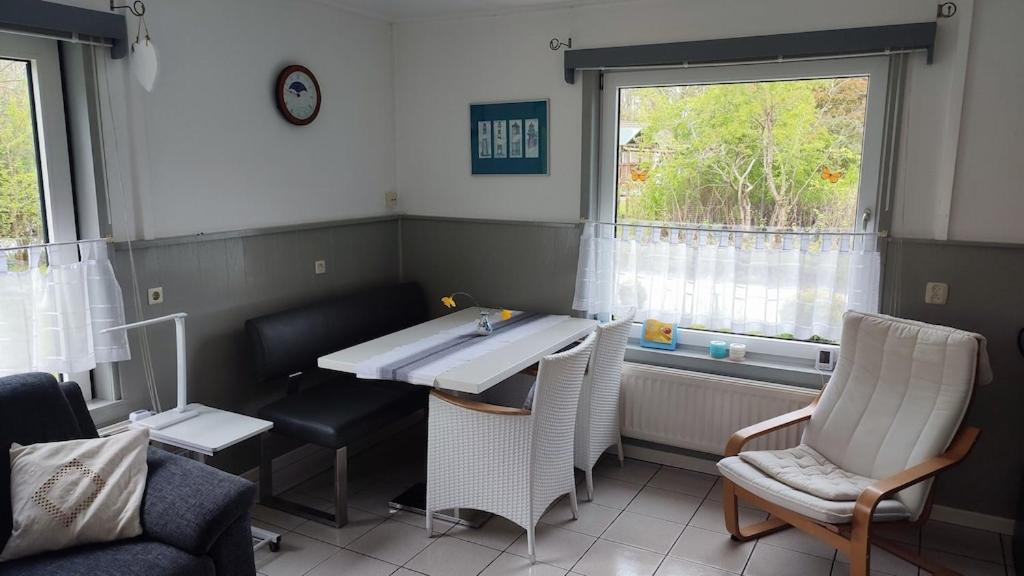 Vakantiehuis Hollum Ameland Dichtbij Strand En Met Ruime Tuin - Ameland39 Nl Exterior foto